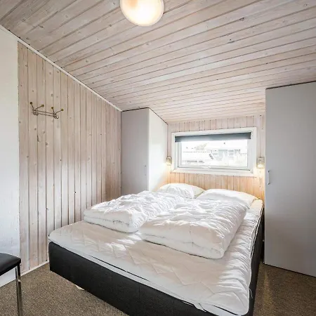 Holiday Henne Lxvii Holiday home